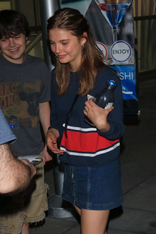 Stefanie Scott - Attends at ArcLight Theater in Hollywood